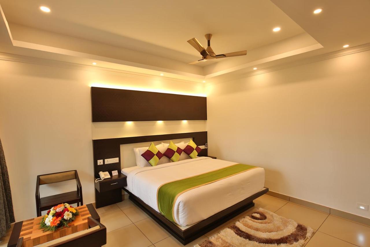 Amuse Vista Resorts And Spa Anachal Exterior foto