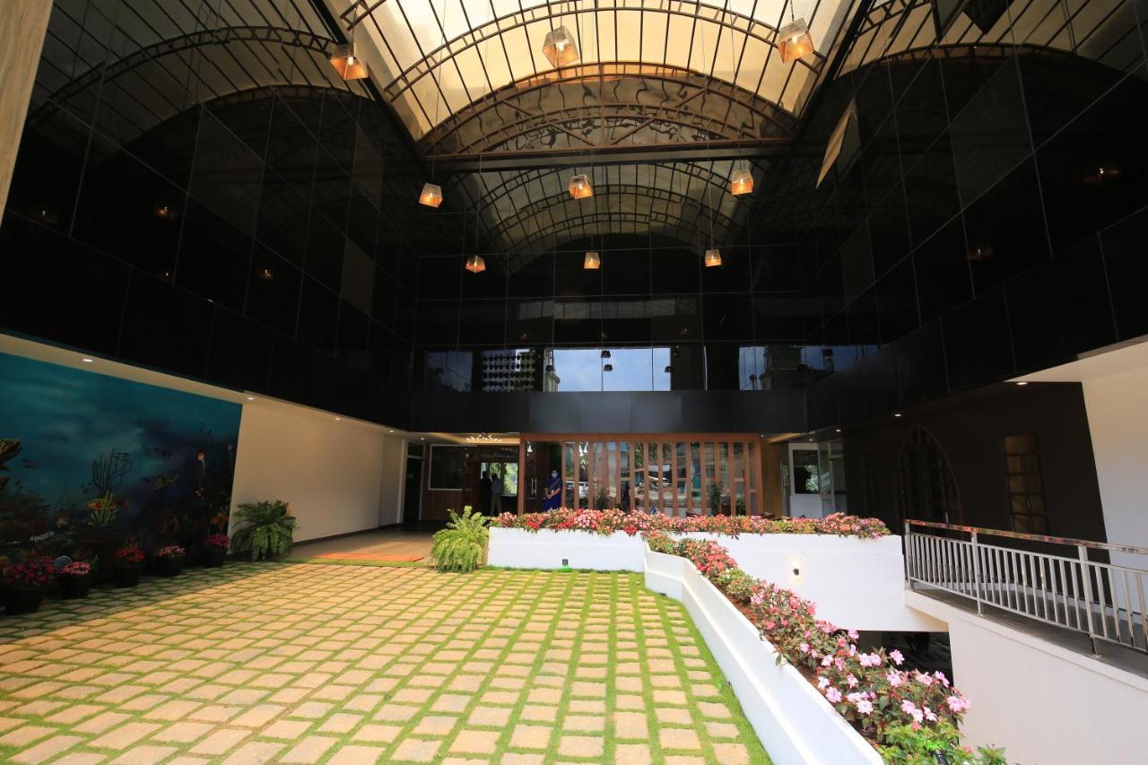 Amuse Vista Resorts And Spa Anachal Exterior foto
