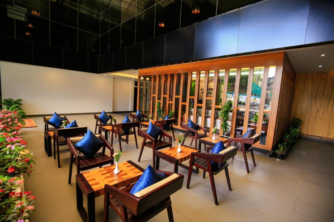 Amuse Vista Resorts And Spa Anachal Exterior foto